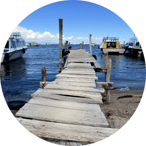 Titicaca Lake, Copacabana vs Puno